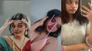 Horny Tamil Babe Showing And Giving Sensual Blowjob – mydesi2