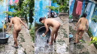 Indian Milf Bhabhi Bathing Her Home Captured Secretly Leak MMS – mydesi2.guru