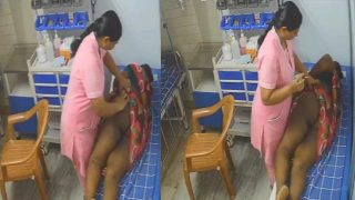 Desi Tamil Aunty Nude Clear View Cam in Clinic Room